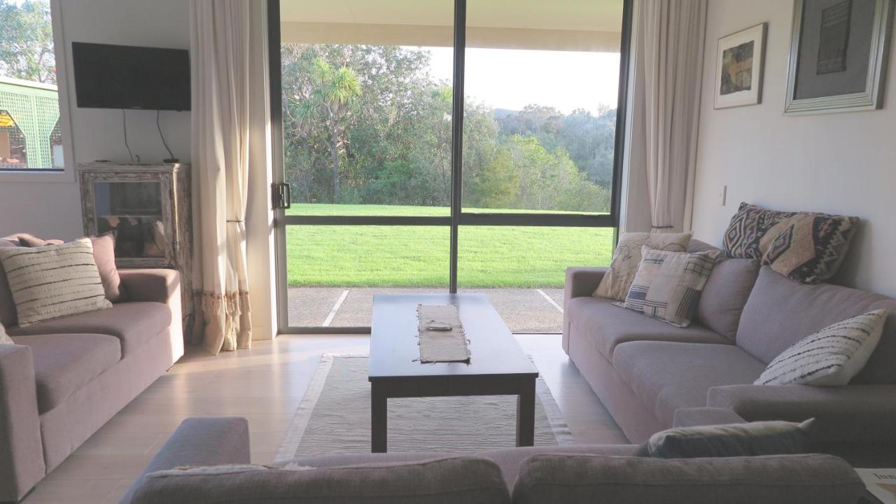 Kaka Lodge At Kotare House Tawharanui Екстериор снимка