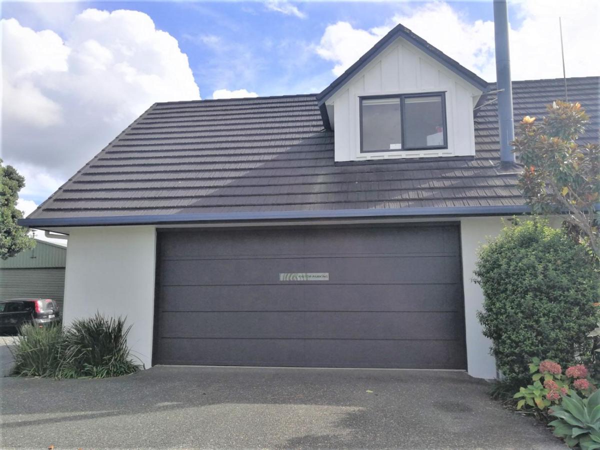 Kaka Lodge At Kotare House Tawharanui Екстериор снимка