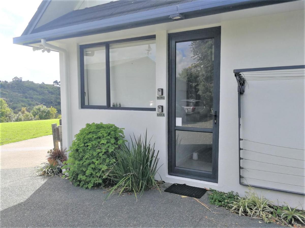 Kaka Lodge At Kotare House Tawharanui Екстериор снимка