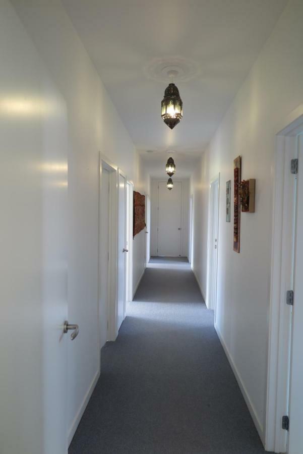 Kaka Lodge At Kotare House Tawharanui Екстериор снимка
